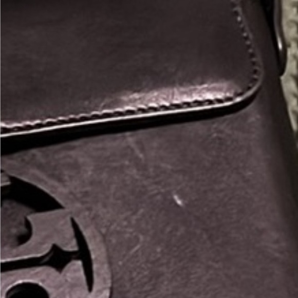 Good condition leather crossbody Tory Burch - Picture 10 of 10